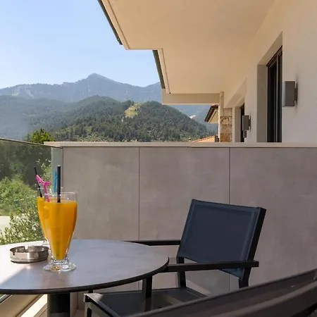 Daria Essence 4* לימנאס