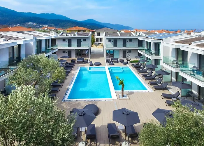 Daria Essence فندق