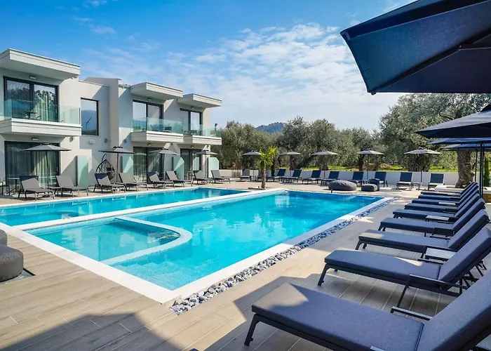 Daria Essence فندق 4*