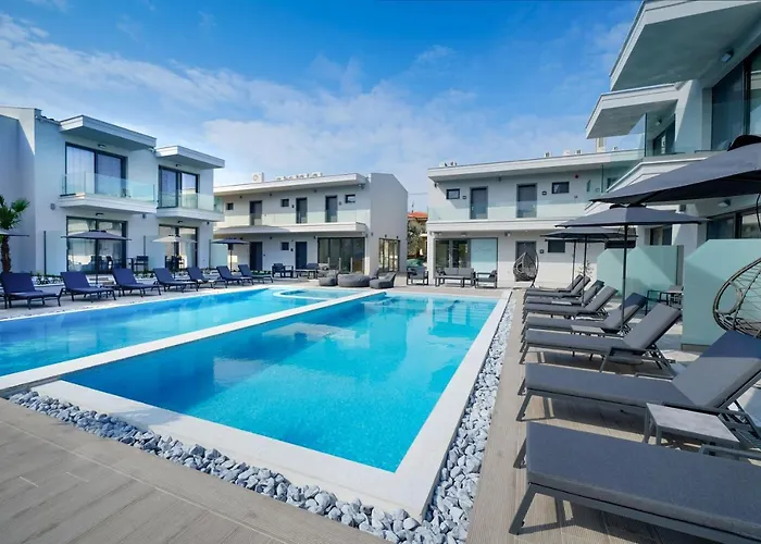 Daria Essence فندق