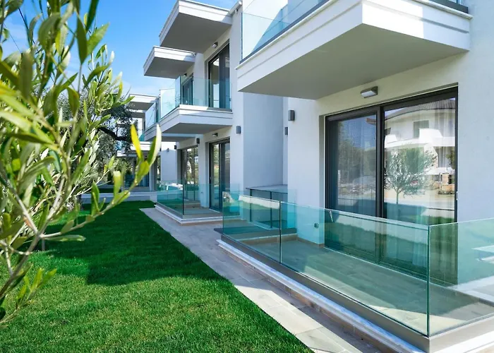 Daria Essence 4* لايميناس