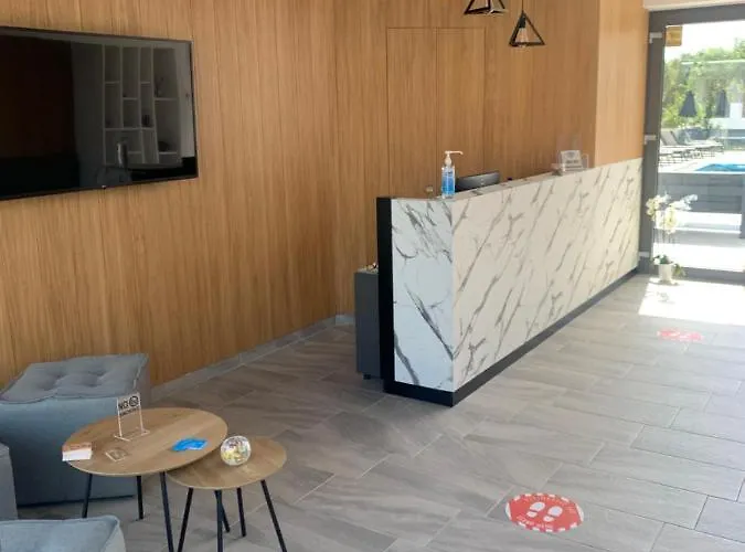 Daria Essence فندق 4*