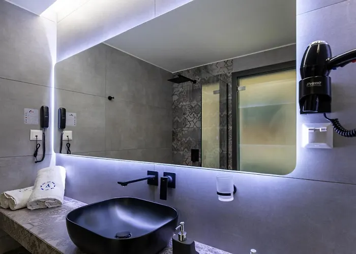 Daria Essence فندق