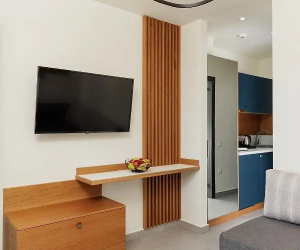 Daria Essence فندق